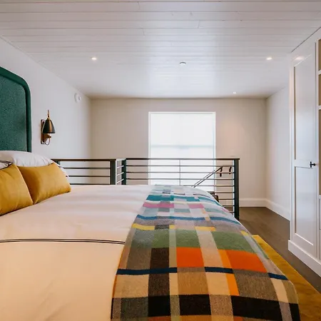 Eleven Revelstoke Lodge Extérieur photo
